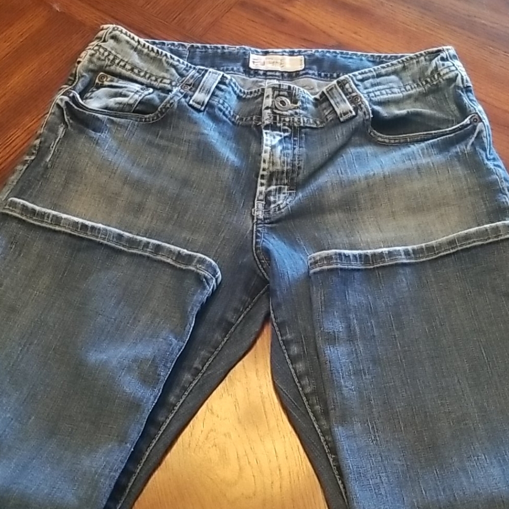 Bke Capris - image 5